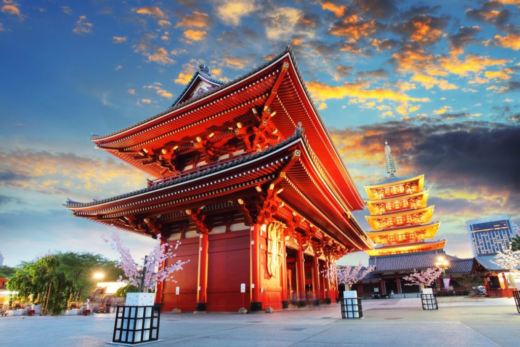 visit-to-sensoji-temple-tokyo-japan